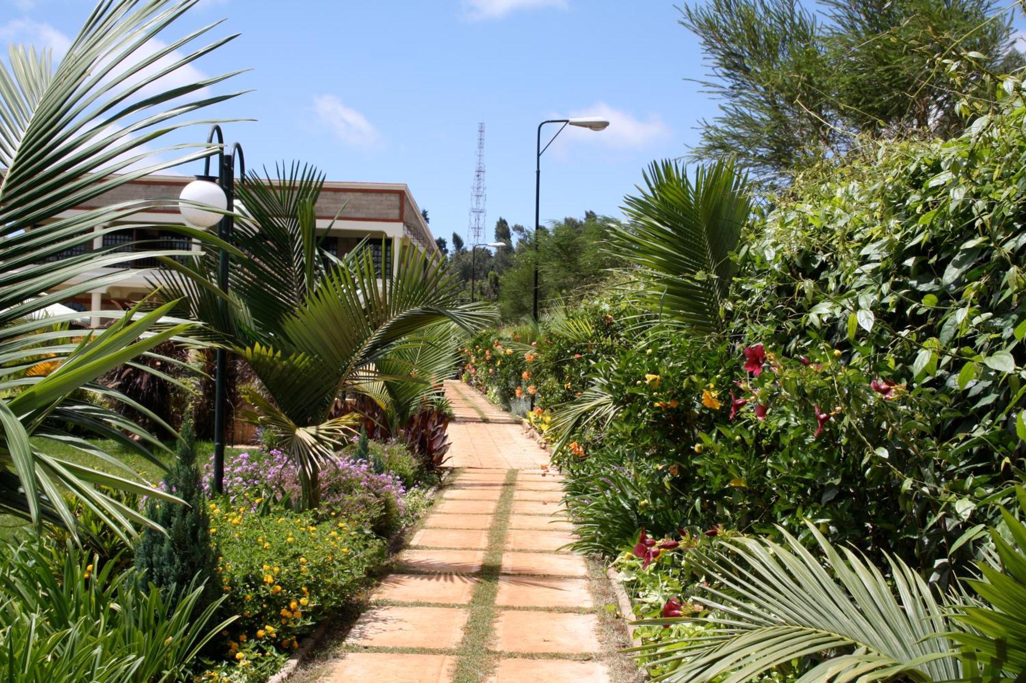 Gatimene Gardens Hotel Meru Buitenkant foto